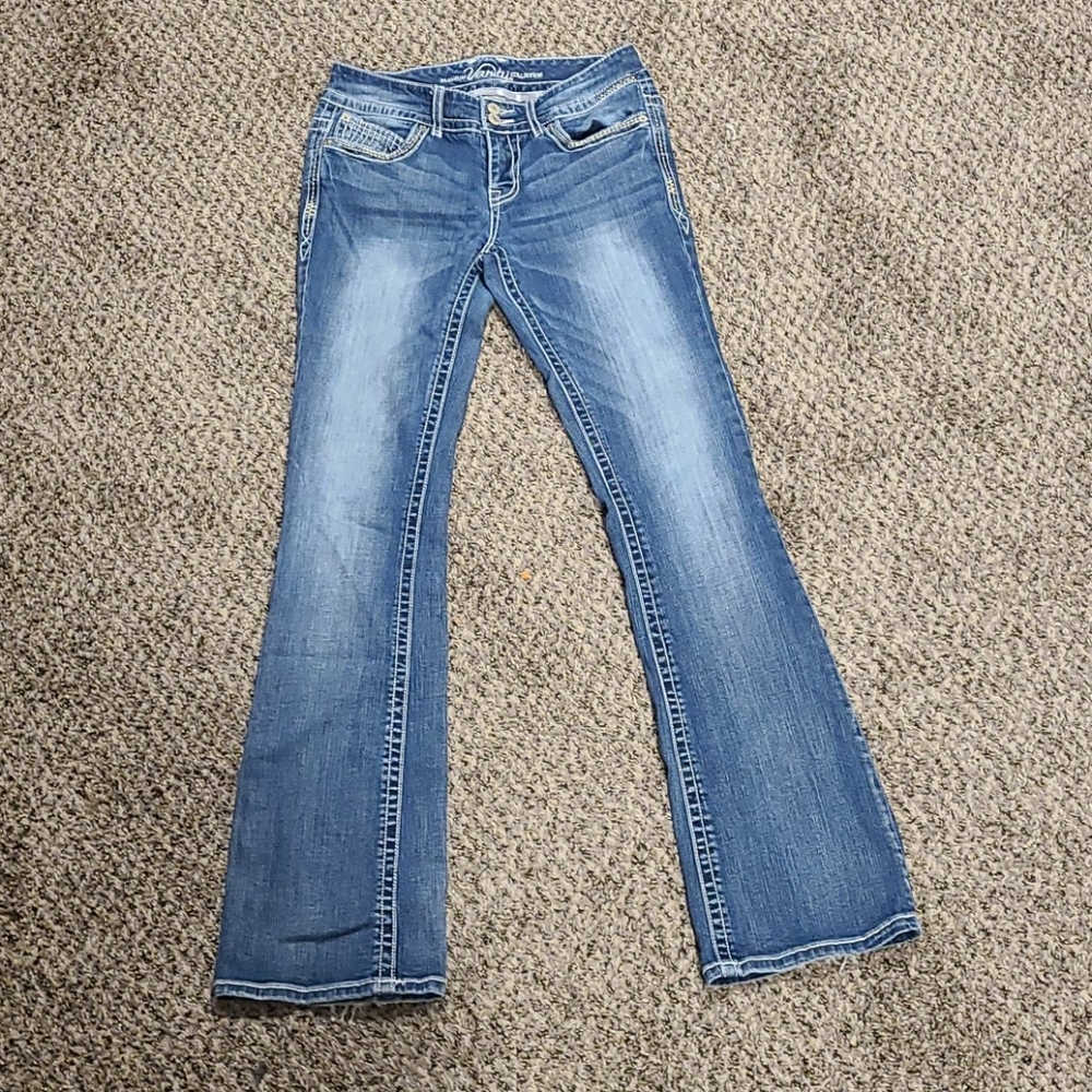 Vanity jeans size 27W/33L